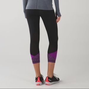 EUC lululemon pace rival crop 22 inch size 8